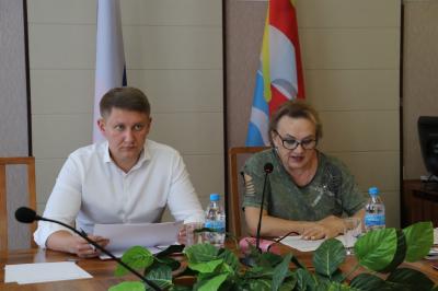 28 июля состоялось внеочередное заседание Совета Фурмановского муниципального района. 